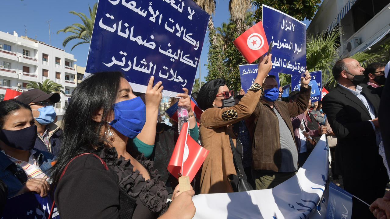 من تظاهرة اصحاب وكالات السفر في تونس العاصمة في 20 تشرين الاول/اكتوبر 2020