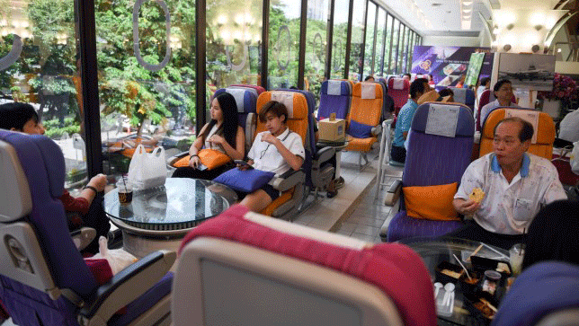 وجدت الخطوط الجوية التايلاندية مصادر جديدة للدخل تتضمن مقهى يستلهم فكرة الطيران