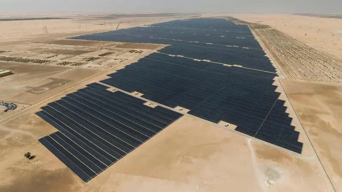 نور ابو ظبي أكبر مشروع لاستثمار الطاقة الشمسية في العالم 