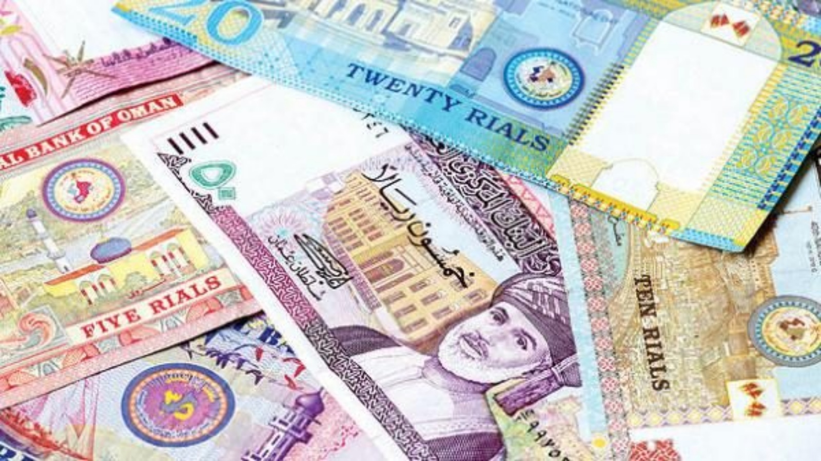 ميزانية سلطنة عمان للعام 2021 تلحظ عجزا بقيمة 5,7 مليارات دولار