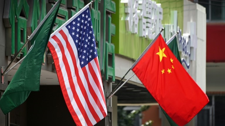 خبراء أميركيون ينصحون بخفض الرسوم الجمركية على المنتجات الصينية