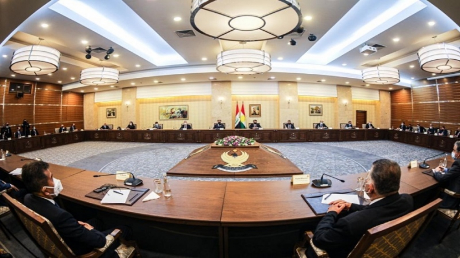 رئيس حكومة اقليم كردستان العراق مسرور بارزاني مجتمعا مع قناصل ورؤساء البعثات الدبلوماسية في أربيل