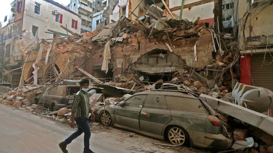 أضرار نجمت عن انفجار نيترات الأمونيوم المخزن في مرفأ بيروت في 4 أغسطس 2020