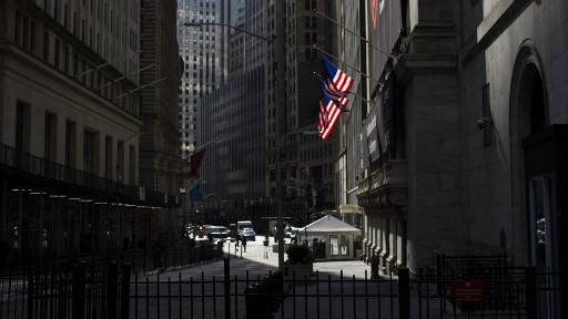 مشهد من شارع وال ستريت المصرفي في الولايات المتحدة