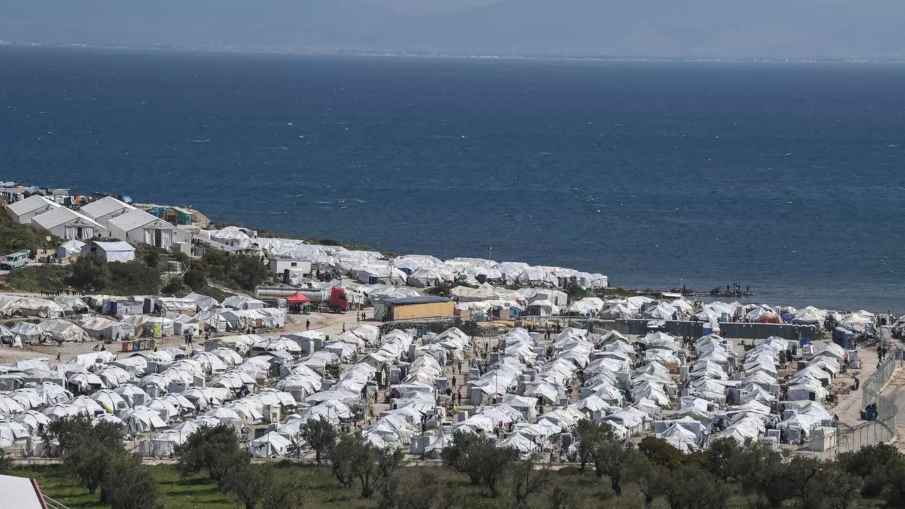 مخيم جديد للاجئين في ميتيلين بجزيرة ليسبوس اليونانية في 30 مارس 2021