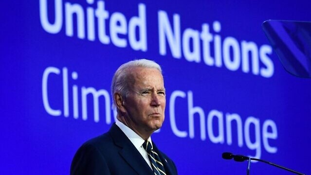 الرئيس الأميركي جو بايدن يلقي خطابًا خلال مؤتمر الأمم المتحدة لتغير المناخ COP26 في غلاسكو في 1 نوفمبر 2021