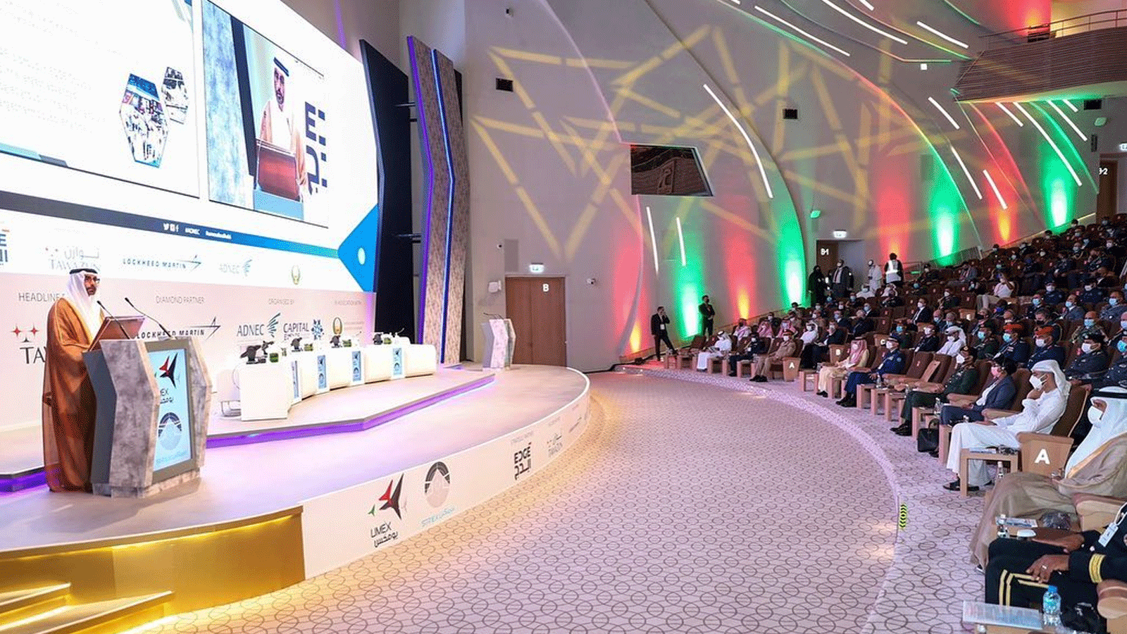 محمد بن أحمد البواردي، عضو مجلس الوزراء وزير الدولة لشؤون الدفاع يلقي الكلمة الافتتاحية للمؤتمر المصاحب لمعرضي يومكس و سيمتكس 2022