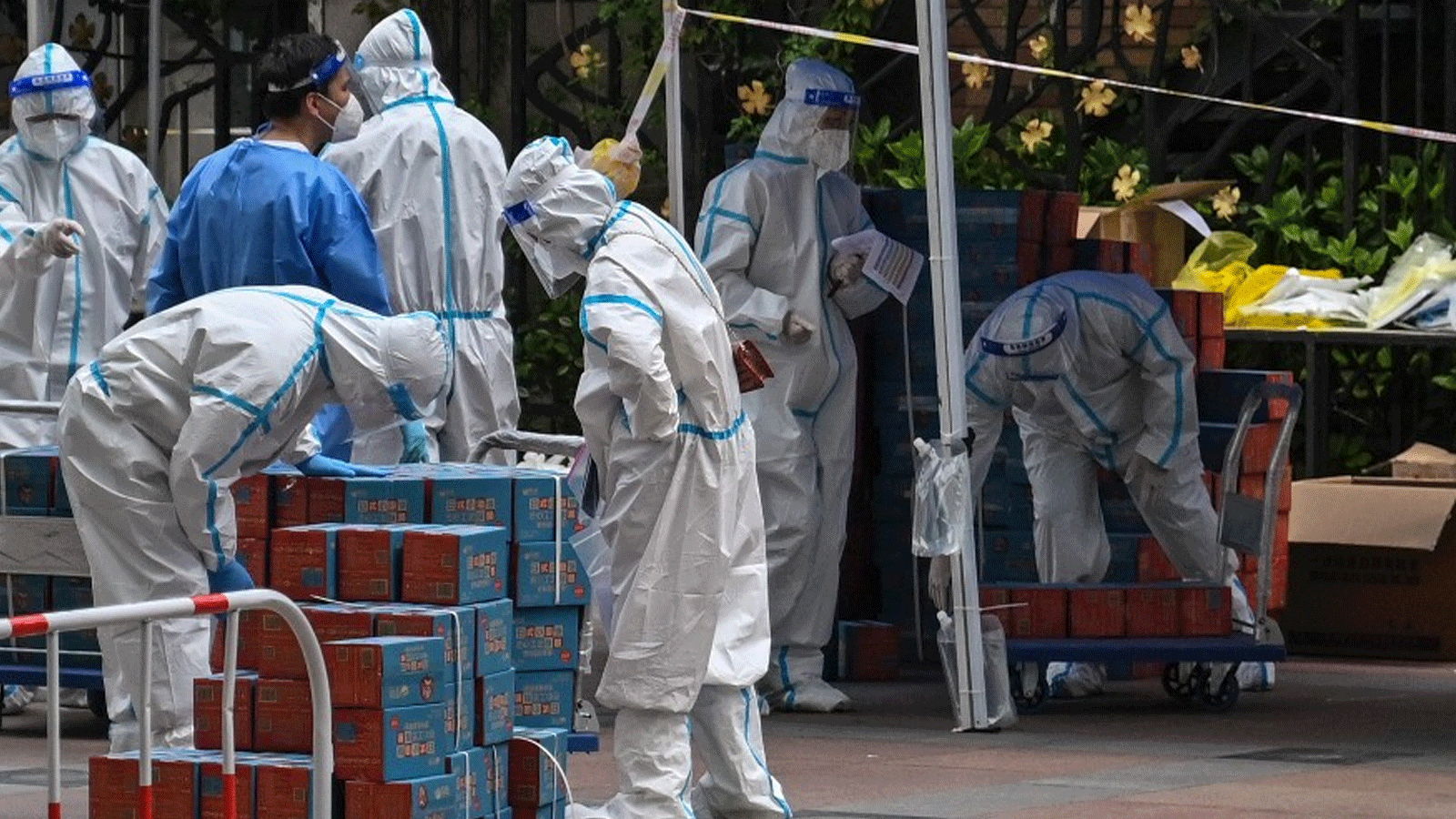 تسليم المؤن الغذائية خلال الحجر في الصين