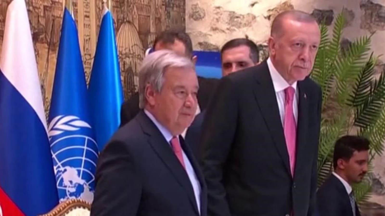 الأمين العام للأمم المتحدة أنتونيو غوتيريش والرئيس التركي رجب طيب إردوغان في اسطنبول