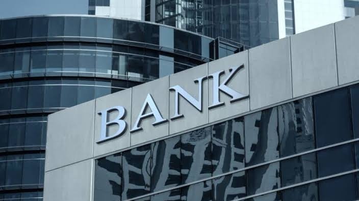 ما هى البنوك التي توفر فتح حساب فوري في الإمارات؟ 