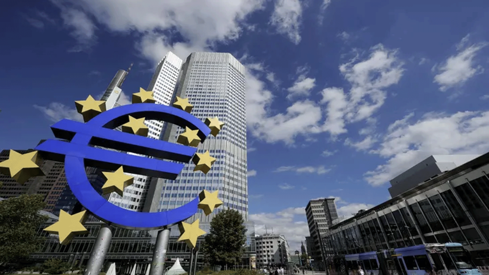 بنوك مركزية أوروبية ترفع معدلات الفائدة