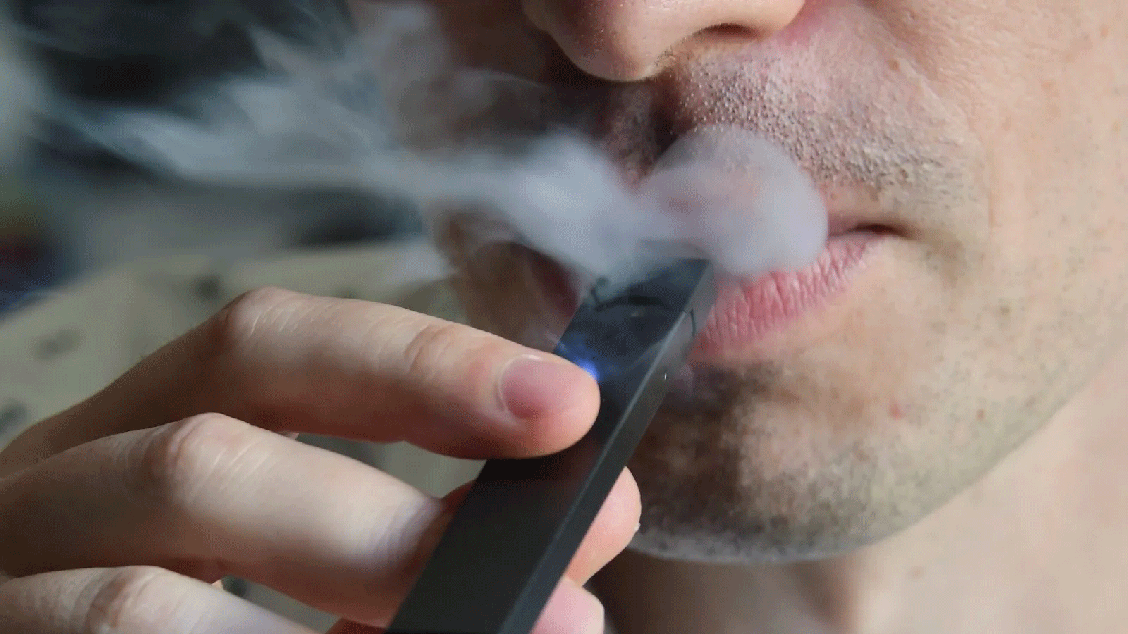 أستراليا تُعلِن تدابير صارمة للحدّ من تدخين السجائر الإلكترونية