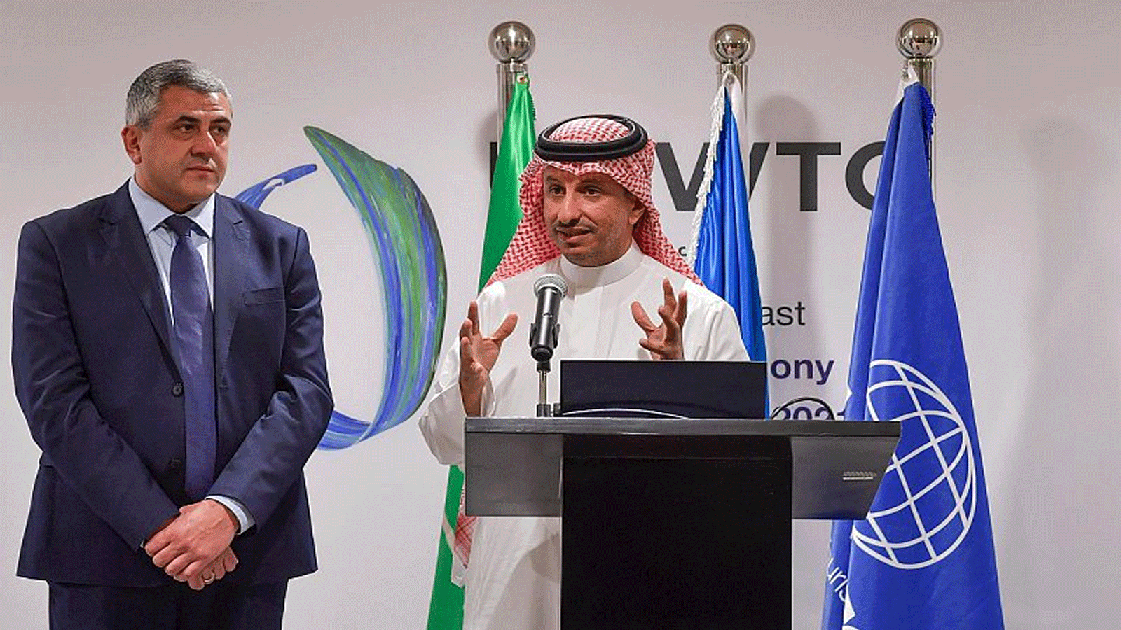 وزير السياحة السعودي أحمد الخطيب في زيارة للمكتب الإقليمي لمنظمة السياحة العالمية بالرياض