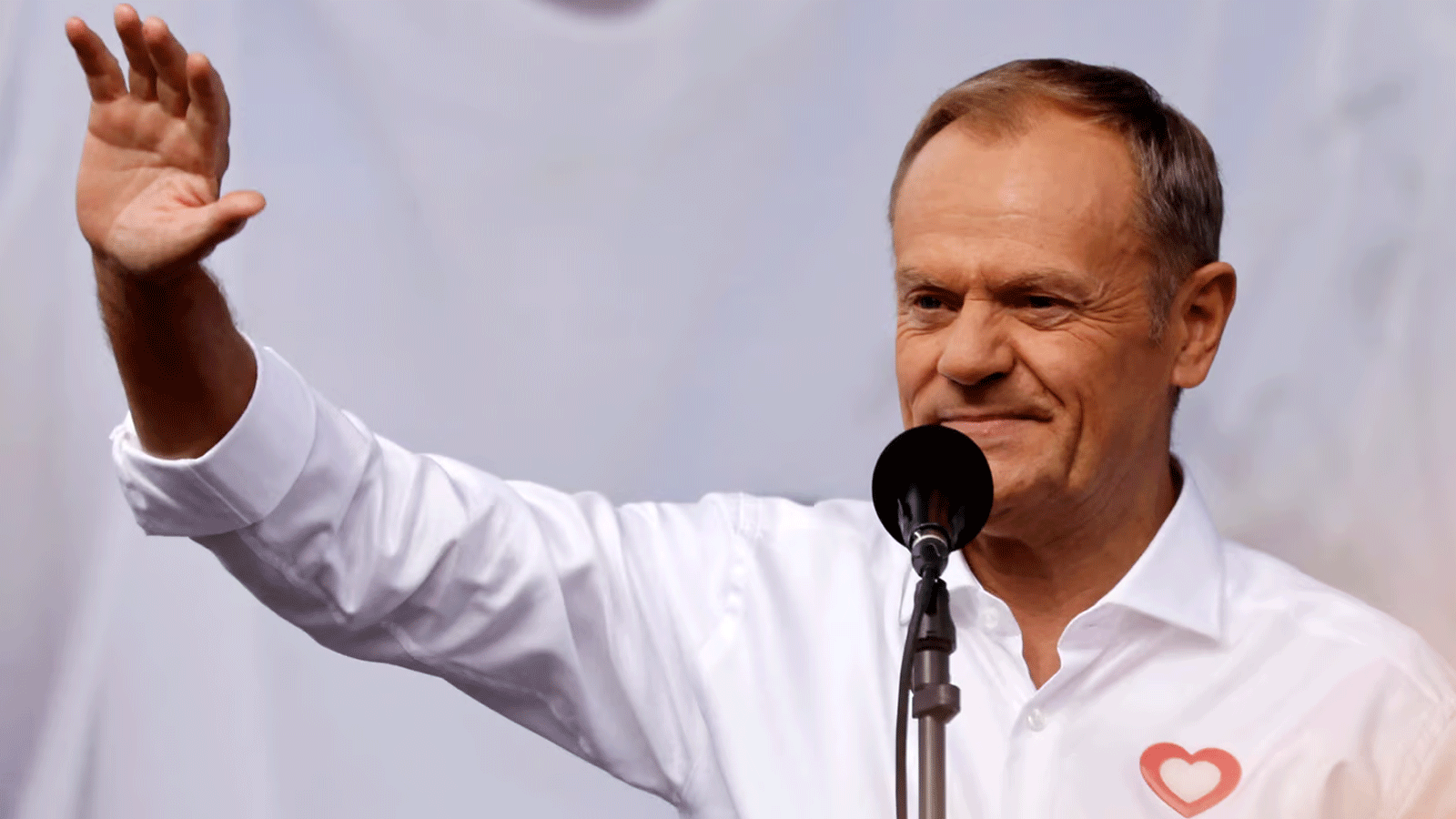 دونالد توسك مرشح التحالف المؤيد لأوروبا لرئاسة الوزراء في بولندا