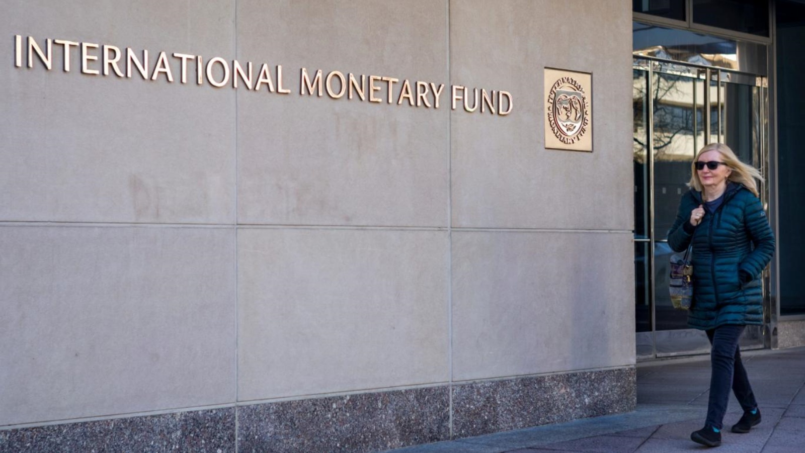صندوق النقد الدولي إلى أنه يتوقع نموا بنسبة 3,1 بالمئة هذا العام
