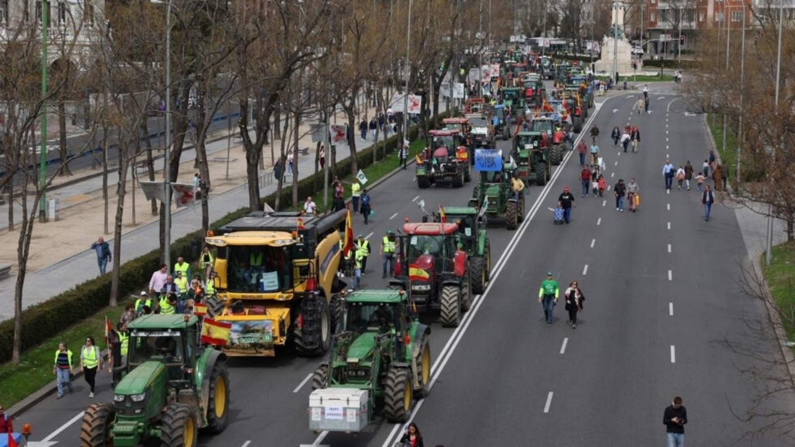 تظاهرة للمزارعين في وسط مدريد في 17 آذار/مارس 2024 تظاهرة للمزارعين في وسط مدريد في 17 آذار (مارس) 2024 