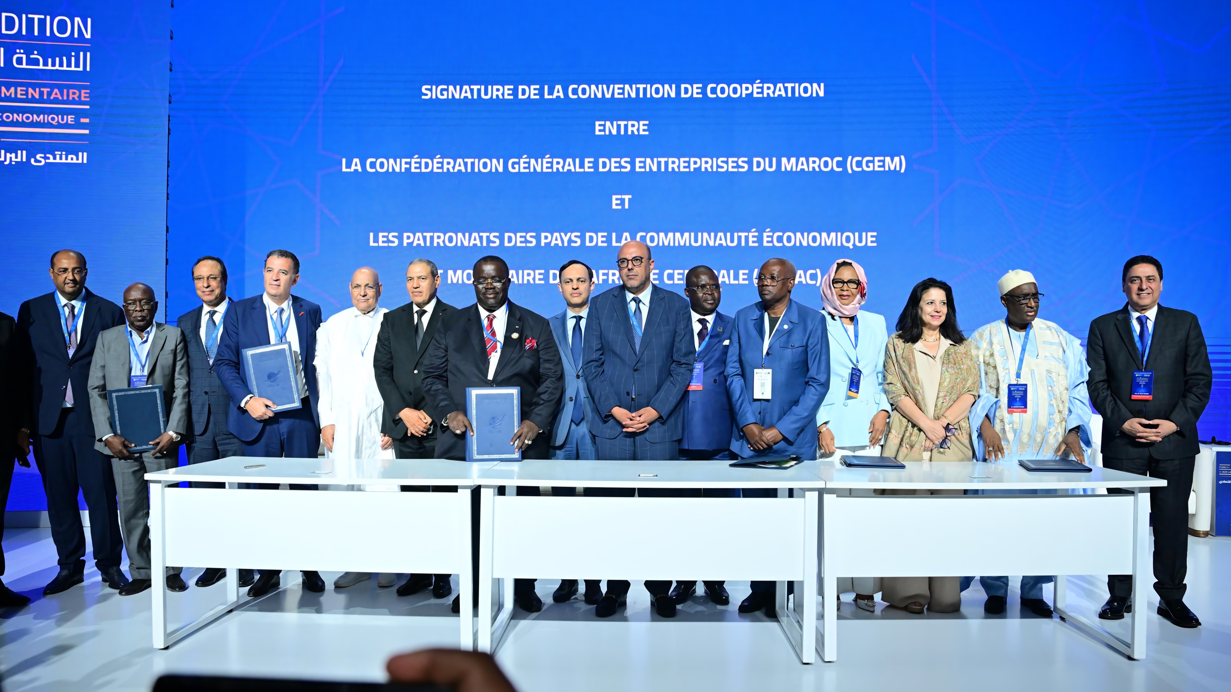 جانب من مراسيم التوقيع على الاتفاقية