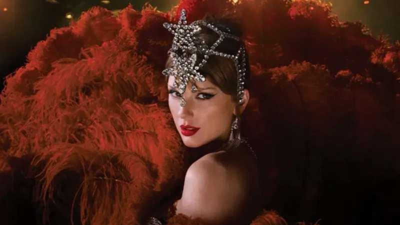  قالت تايلور سويفت قبل طرح ألبومها الثاني عشر إنه وُلد من 