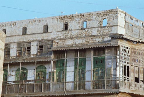 منزل على الطراز المعماري الإسلامي