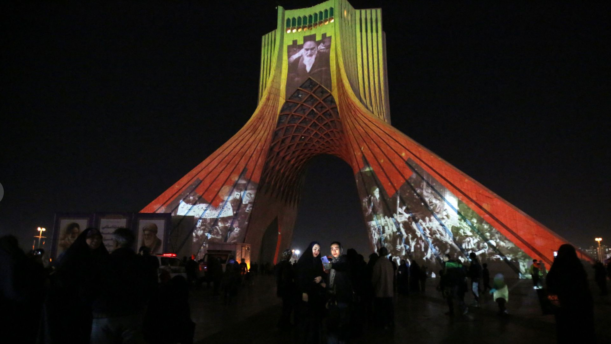 بقدر ما ينأى المهادنون في الغرب بأنفسهم عن دكتاتورية إيران، فإنَّ الشعب الإيراني سيقترب مما يريد