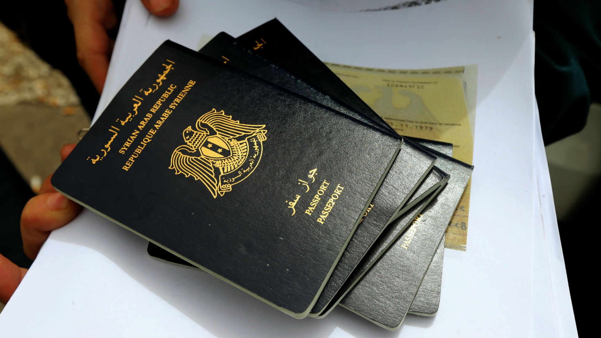 يعد جواز السفر السوري من بين الأعلى كلفة في العالم