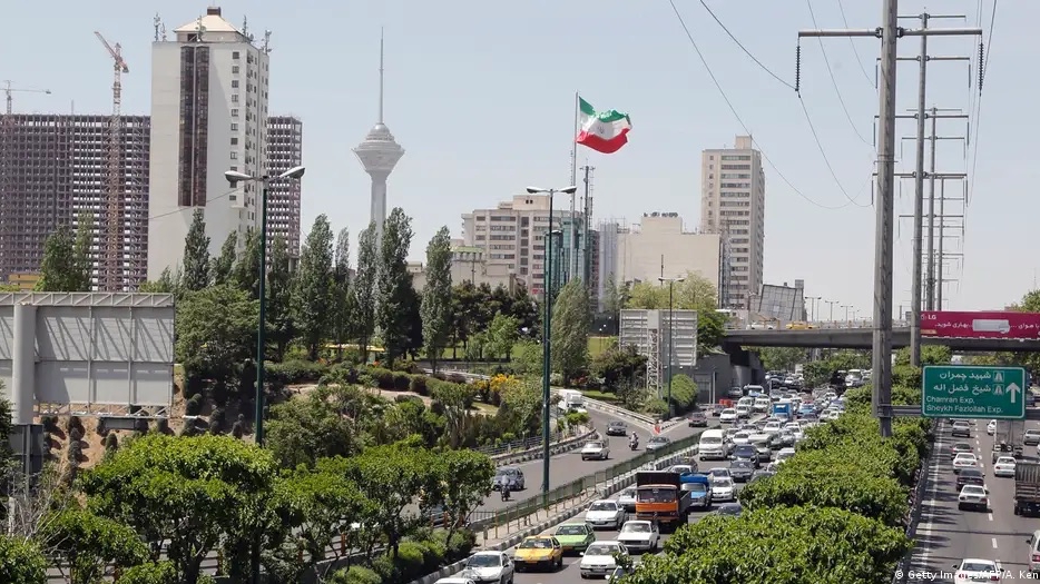 وعود النظام الإيراني كثيرة في سوق العقارات لكن التنفيذ غائب