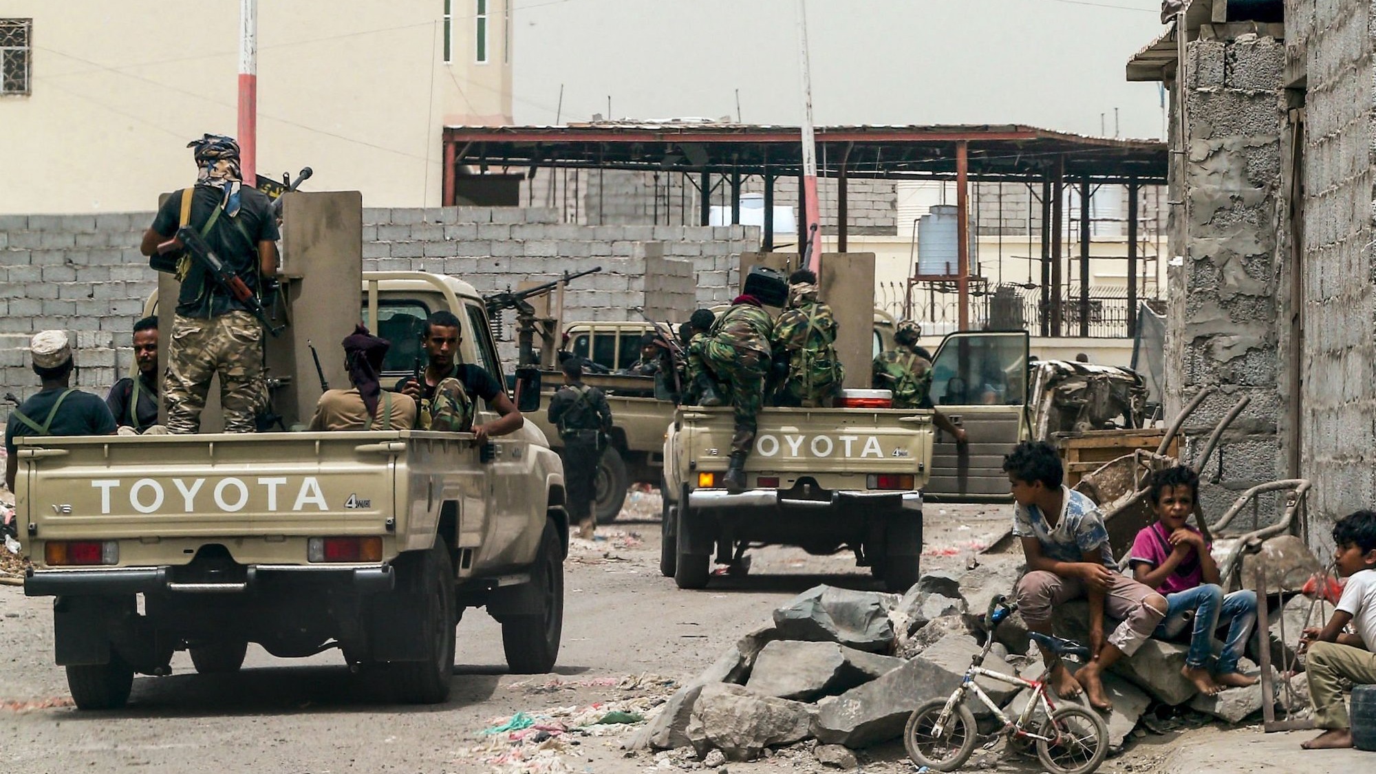 مقاتلو تنظيم القاعدة في عدن، اليمن