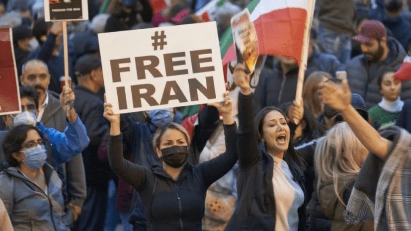 دعم نضال الشعب الإيراني من أجل الحرية سيعجل بعملية التغيير السياسي الجذري في إيران