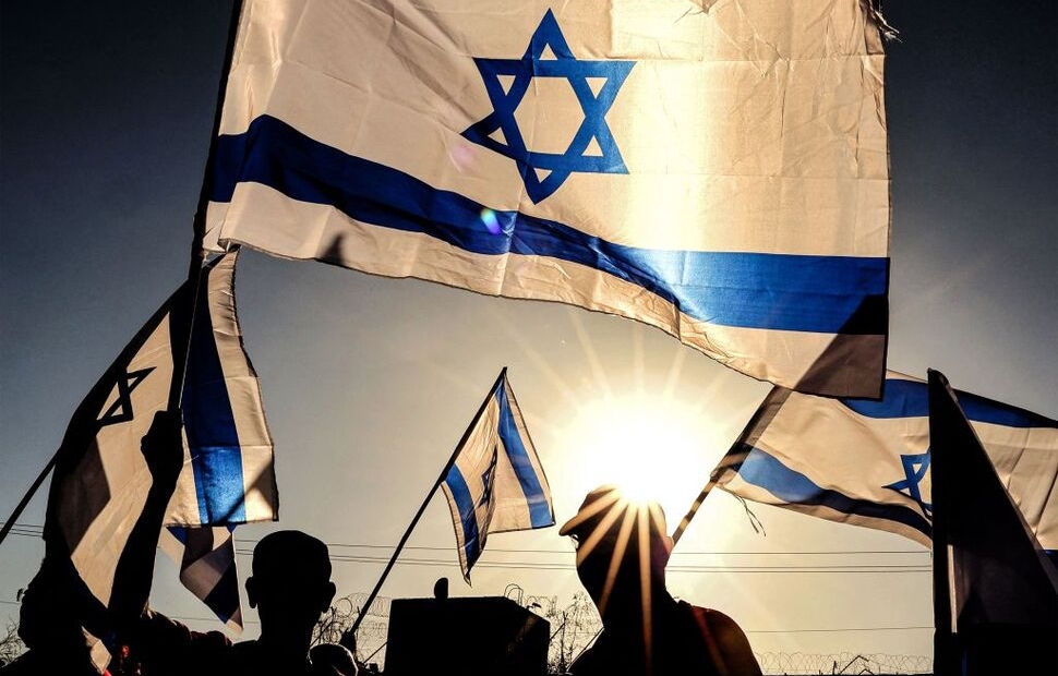 الخلافات القانونية تعكس في جوهرها شروخاً عميقة داخل المجتمع الإسرائيلي