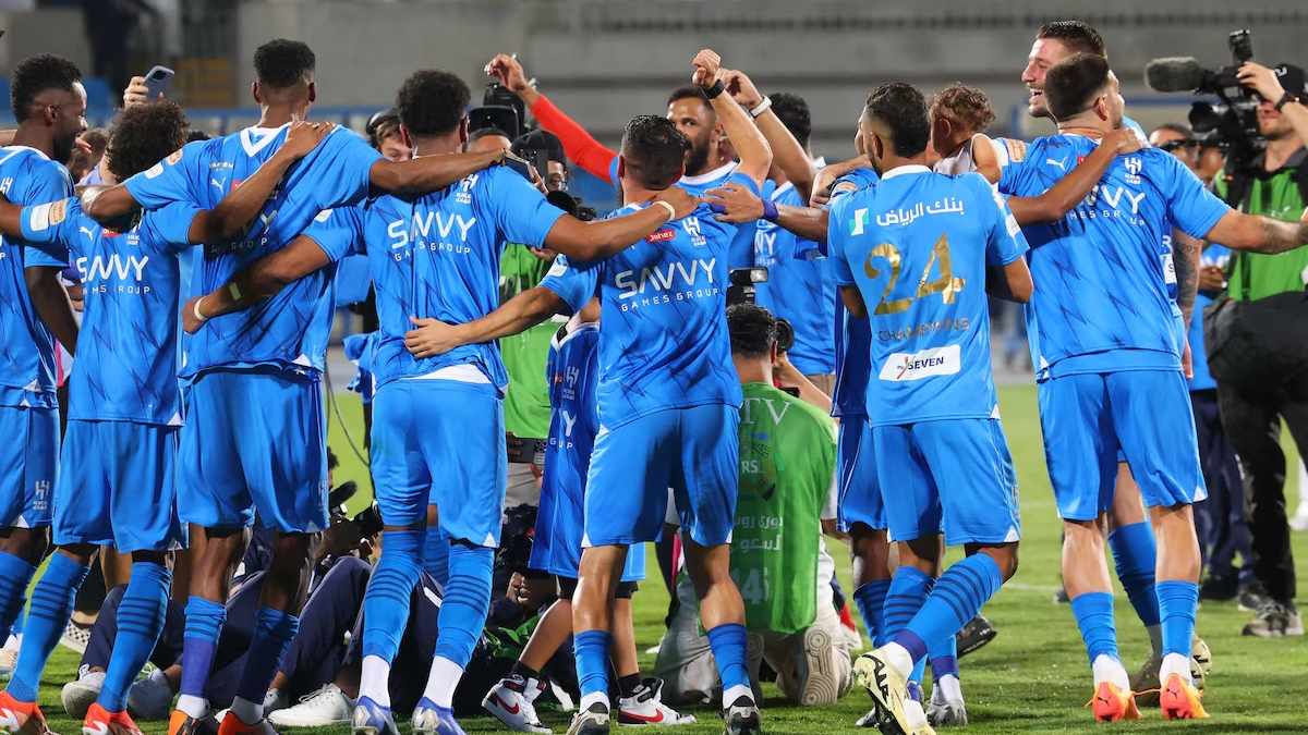 حقق الهلال السعودي العديد من البطولات والأرقام القياسية