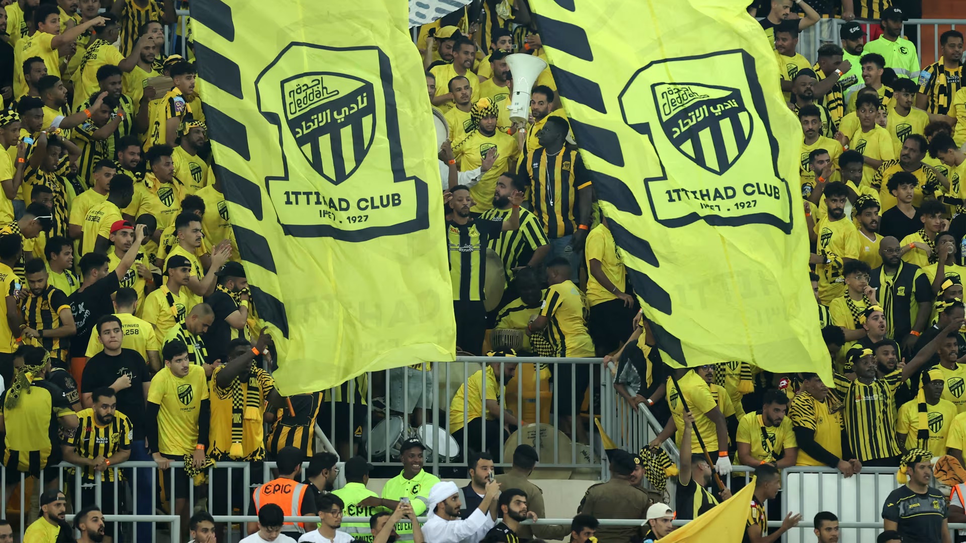 جماهير نادي الاتحاد في إحدى المباريات