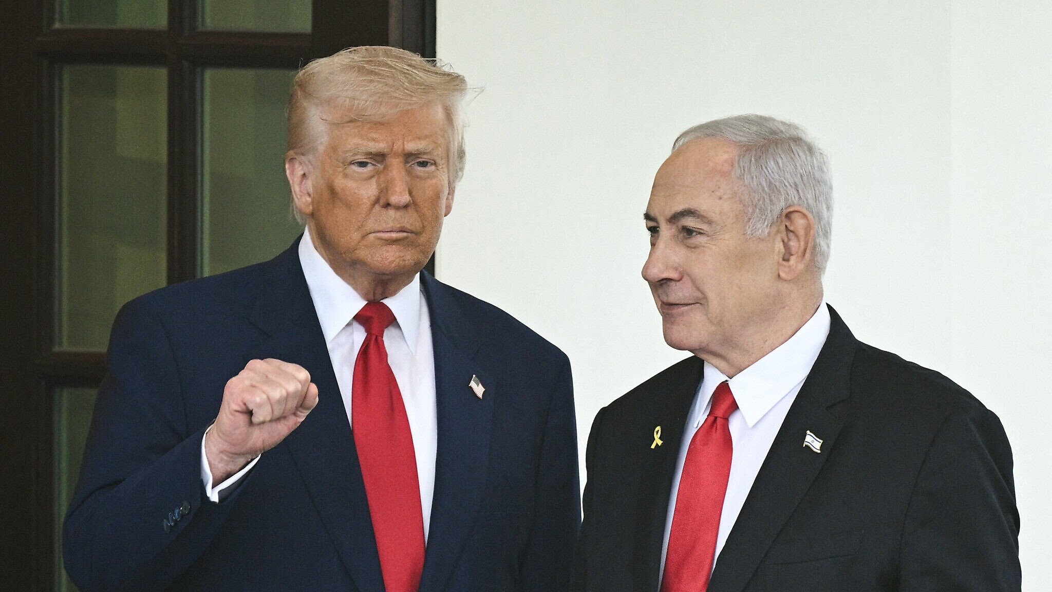 الرئيس الأميركي دونالد ترامب مستقبلاً رئيس الوزراء الإسرائيلي بنيامين نتنياهو