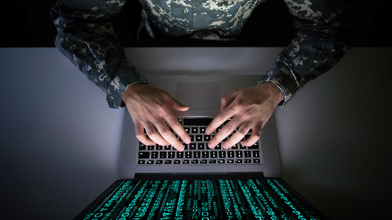 ينبغي تجنب إجراء المحادثات مع المشكوك بمصداقيتهم