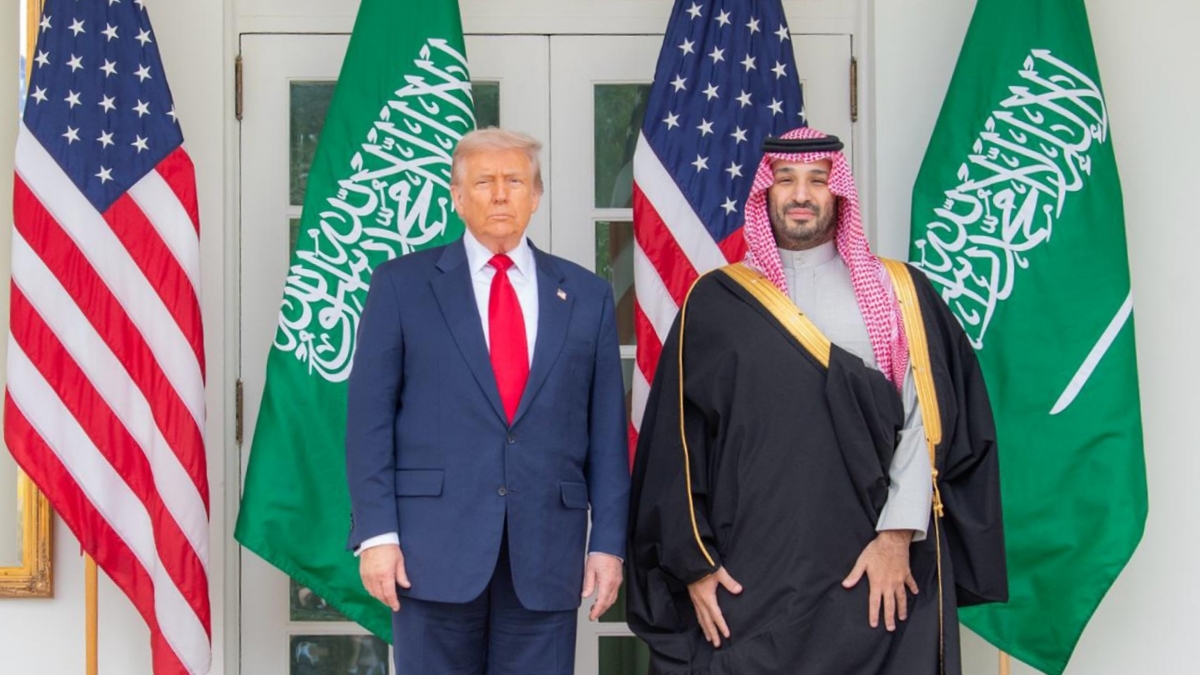 ولي العهد السعودي الأمير محمد بن سلمان والرئيس الأميركي دونالد ترمب في البيت الأبيض، واشنطن في 18 تشرين الثاني (نوفمبر) 2025