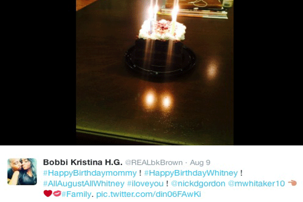 كعكة ميلاد ويتني هيوستن بعد عامين على غيابها مع تغريدة ابنتها بوبي كريستينا