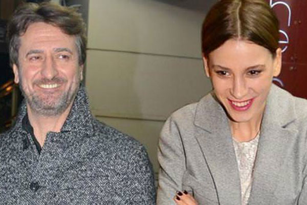 سيريناي ساريكايا مع حبيبها السابق