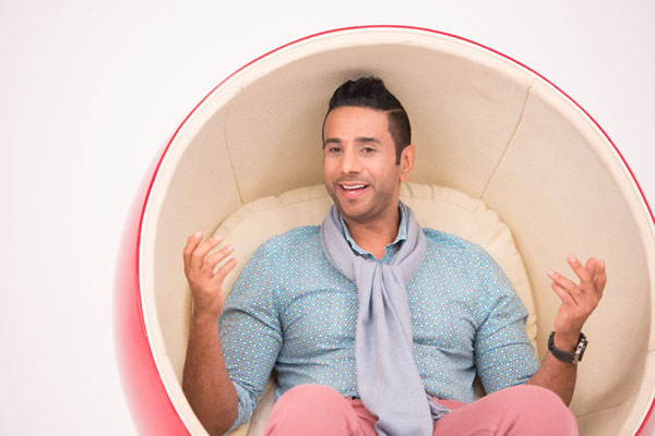 فايز السعيد يحاكي الشباب عبر 