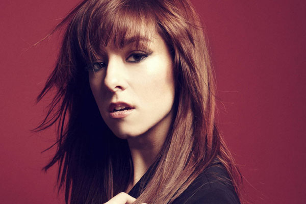 مصرع كريستينا جريمي وسط معجبيها