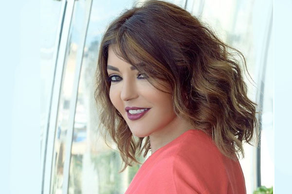 سميرة سعيد تُحقق مليون ونصف مشاهدة بـأغنيتها الجديدة