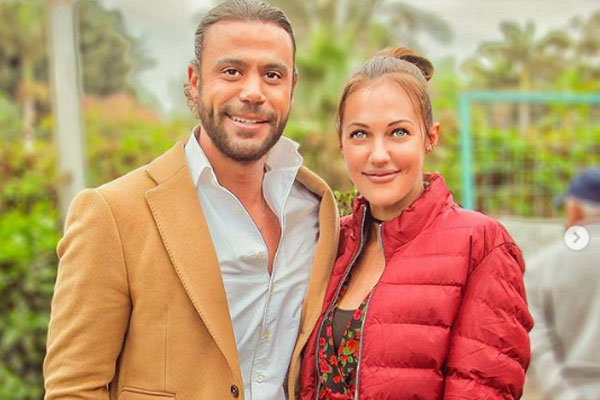 مريم أوزيرلي مع محمد إمام