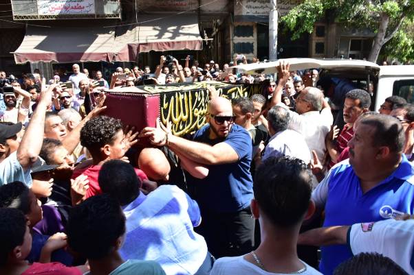 من أجواء الوداع الشعبي