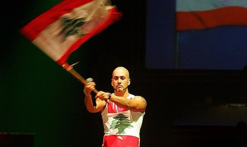 مساري يتفاعل مع الثورة اللبنانية ويغني 