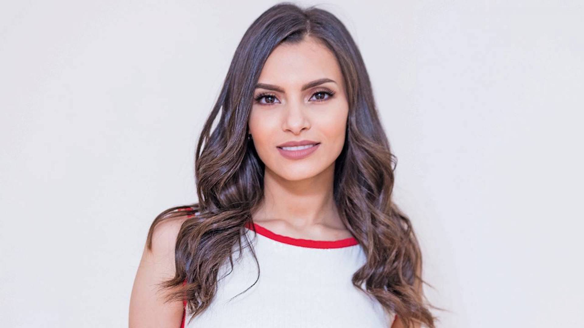 كارمن سليمان تروج لجديدها 