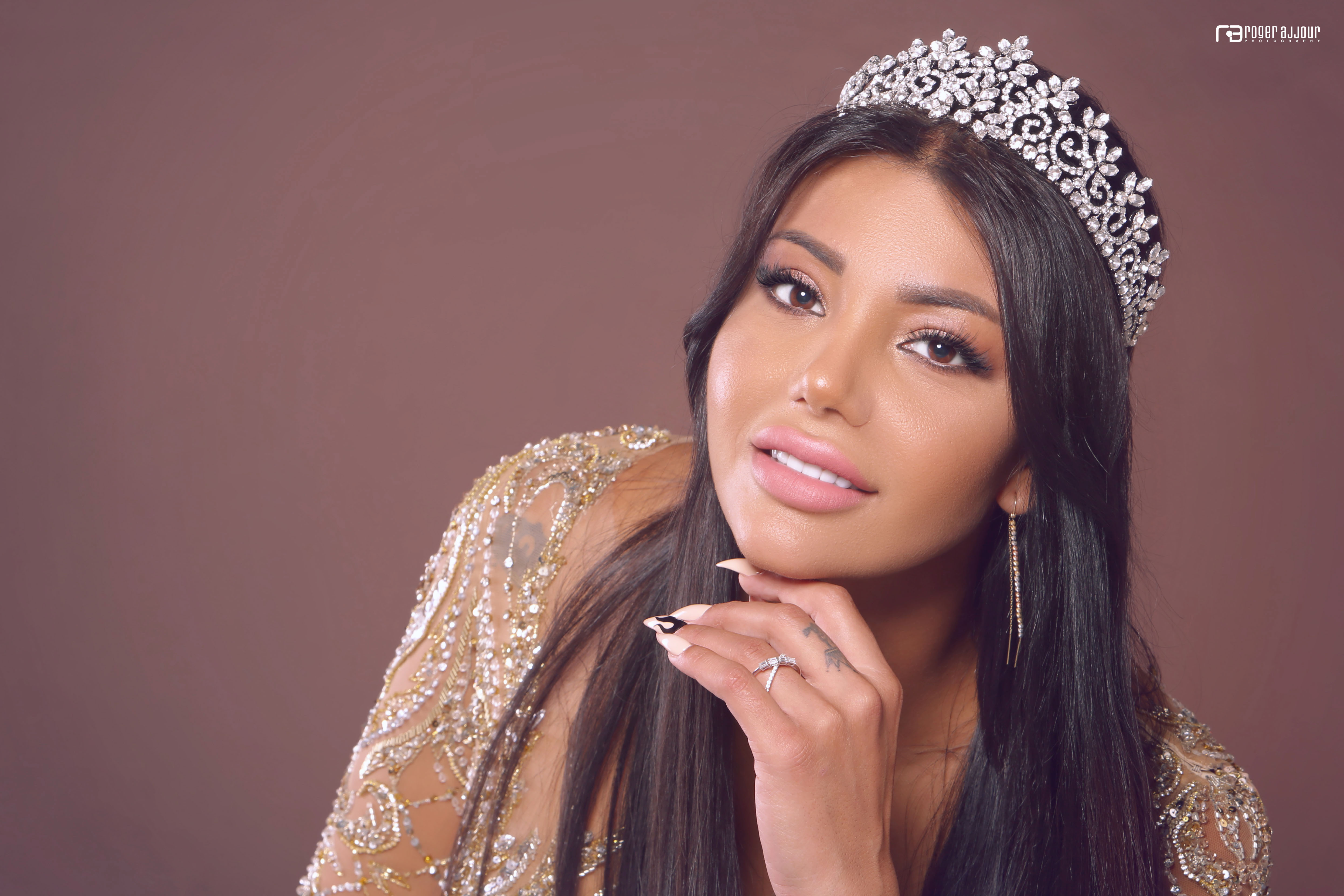 ملاك الفيضي ملكة جمال العراق المغترب للعام 2021/2020!