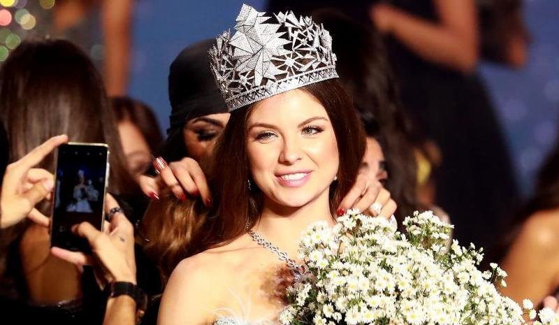 مايا رعيدي ملكة جمال لبنان تحتفظ بلقبها للعام الثالث على التوالي