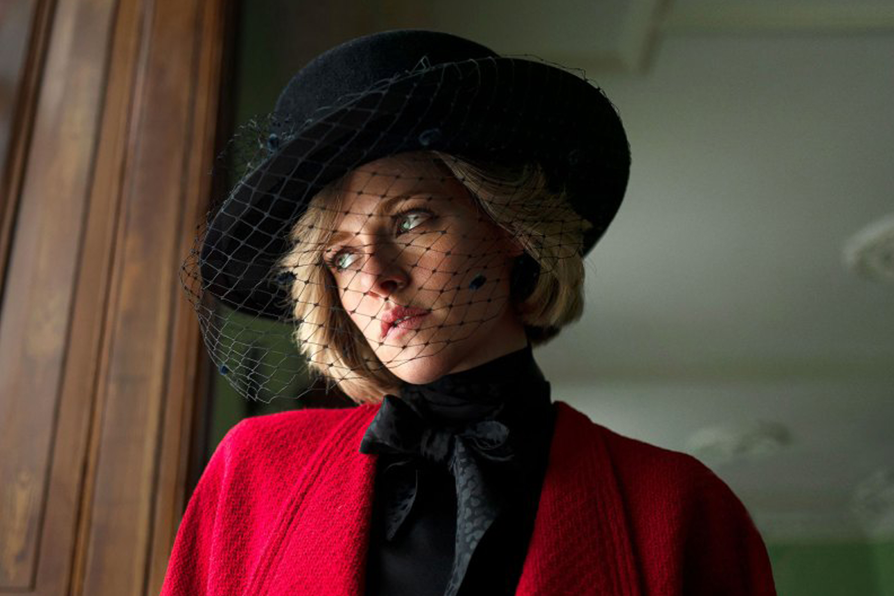 كريستين ستيوارت تتحول إلى الأميرة ديانا في فيلم "سبنسر" الجديد