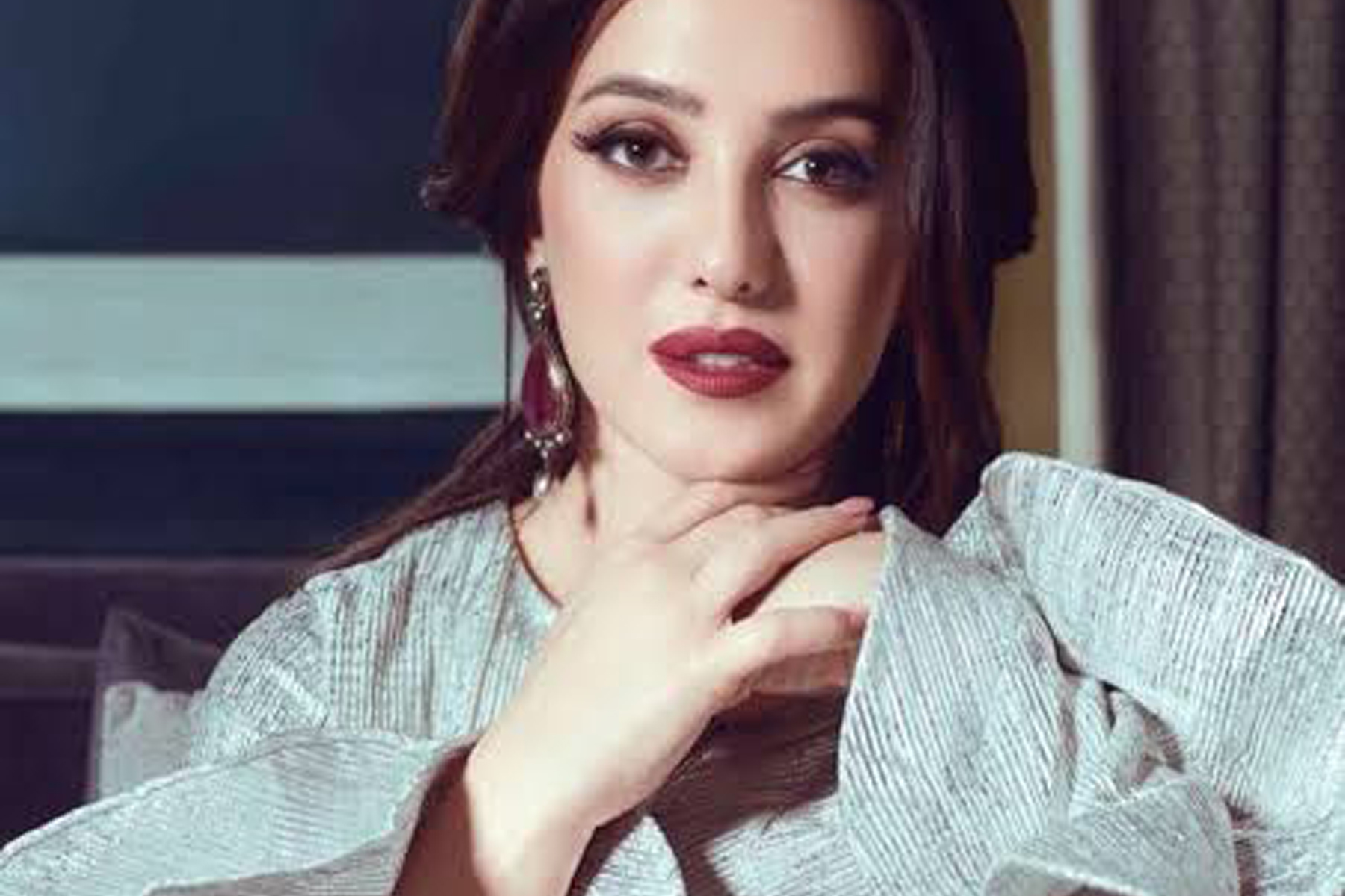 كندة علوش تواصل مشاريعها الفنية الجديدة