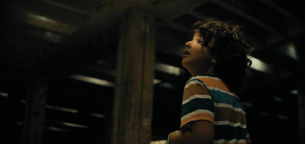 أحمد الملا  يكتب شعراً  عن " زوال"