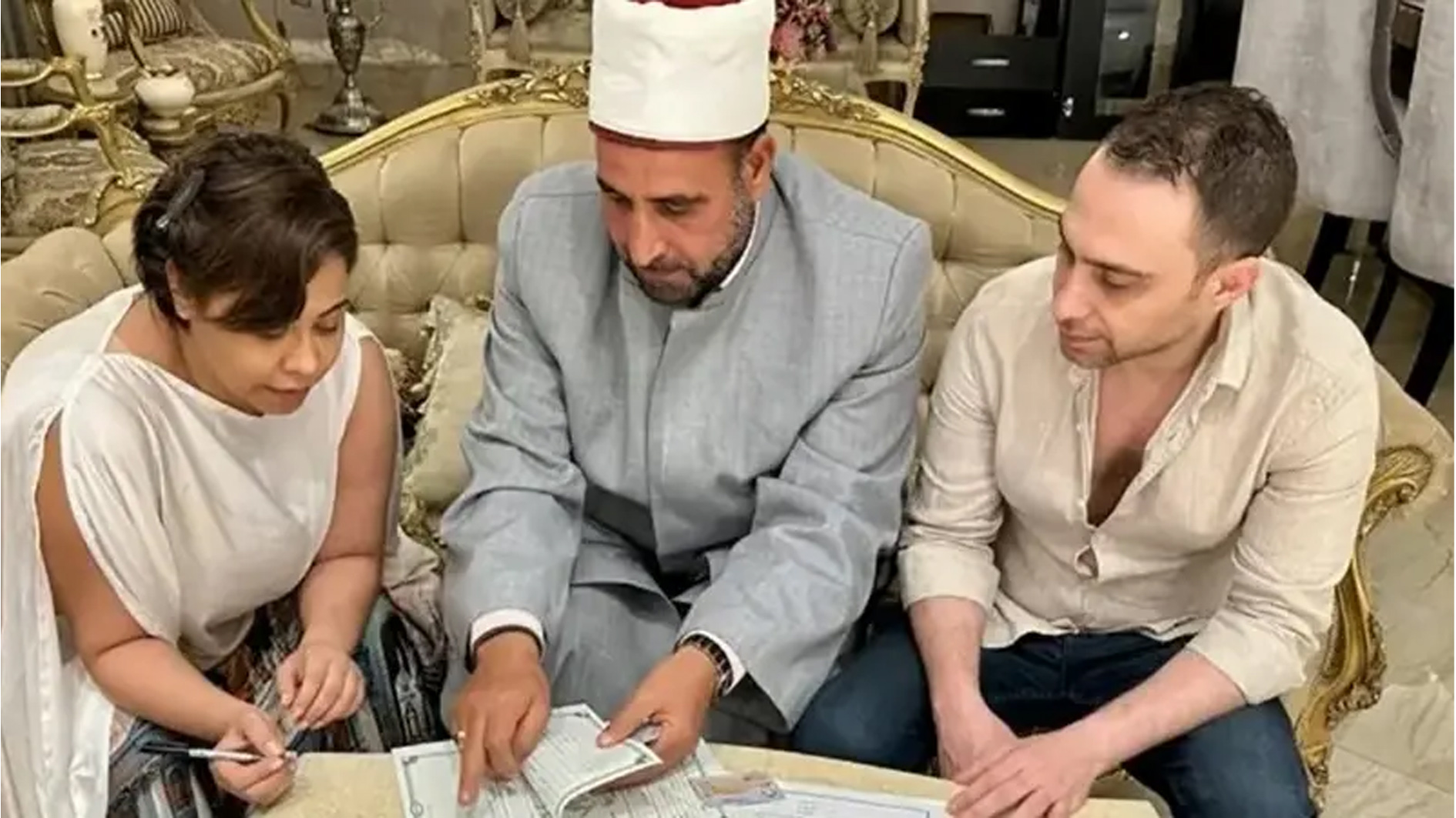 شيرين عبدالوهاب تعود إلى حسام حبيب!