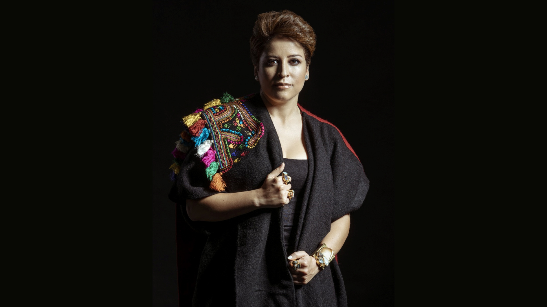 "دانا" ألبوم روضة عبد الله الأول